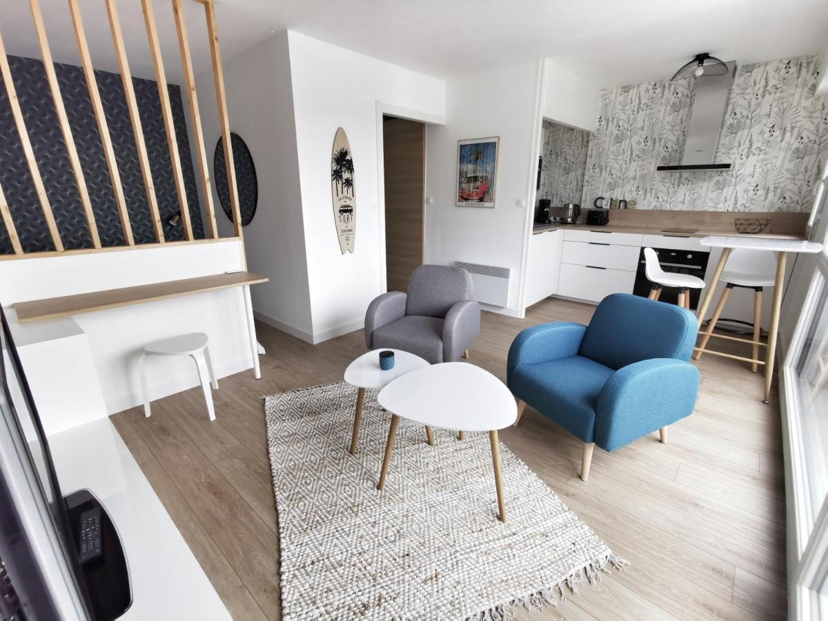 Appartement Lumineux Avec Balcon Et Parking 瑟堡 外观 照片