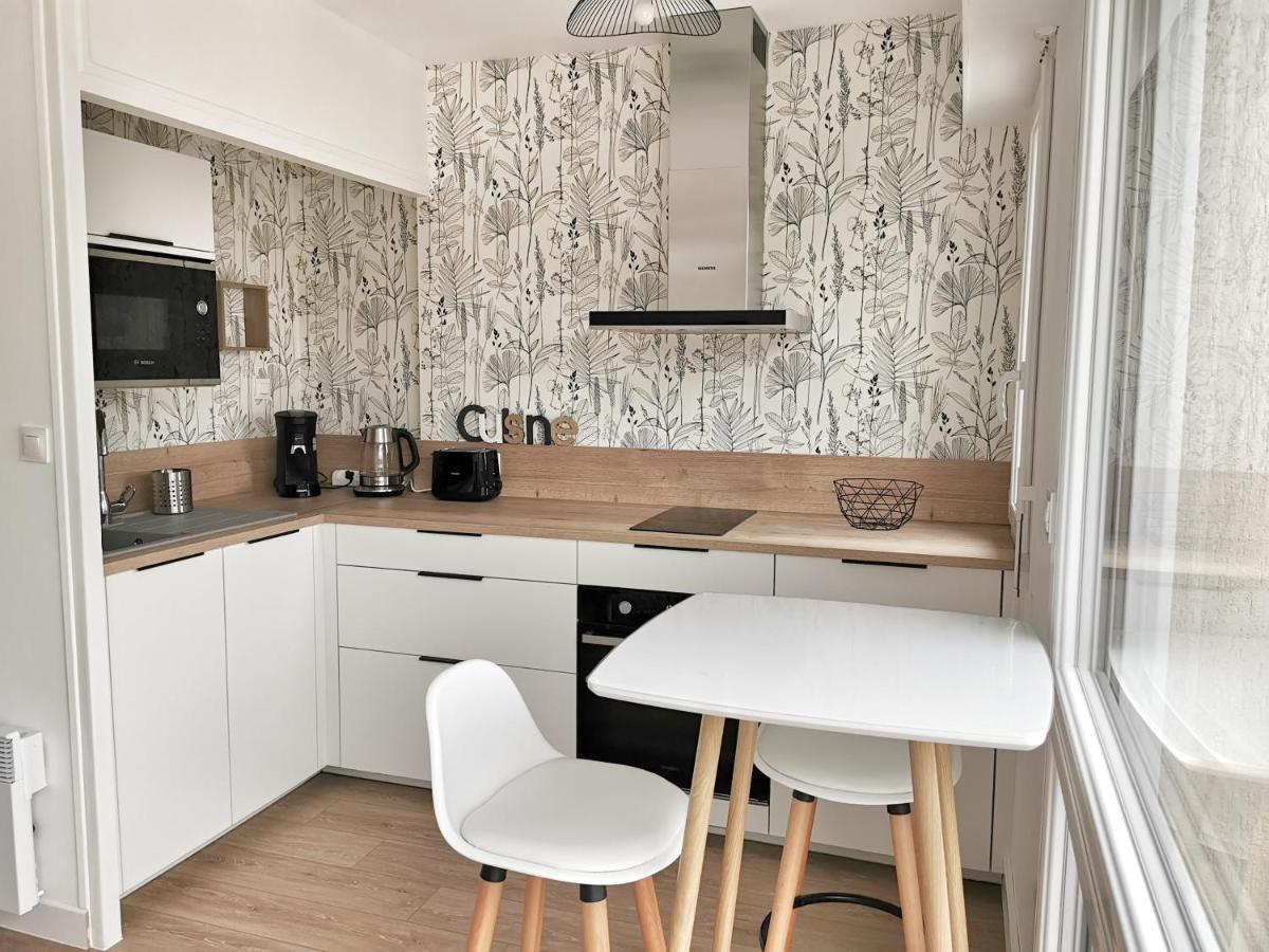 Appartement Lumineux Avec Balcon Et Parking 瑟堡 外观 照片
